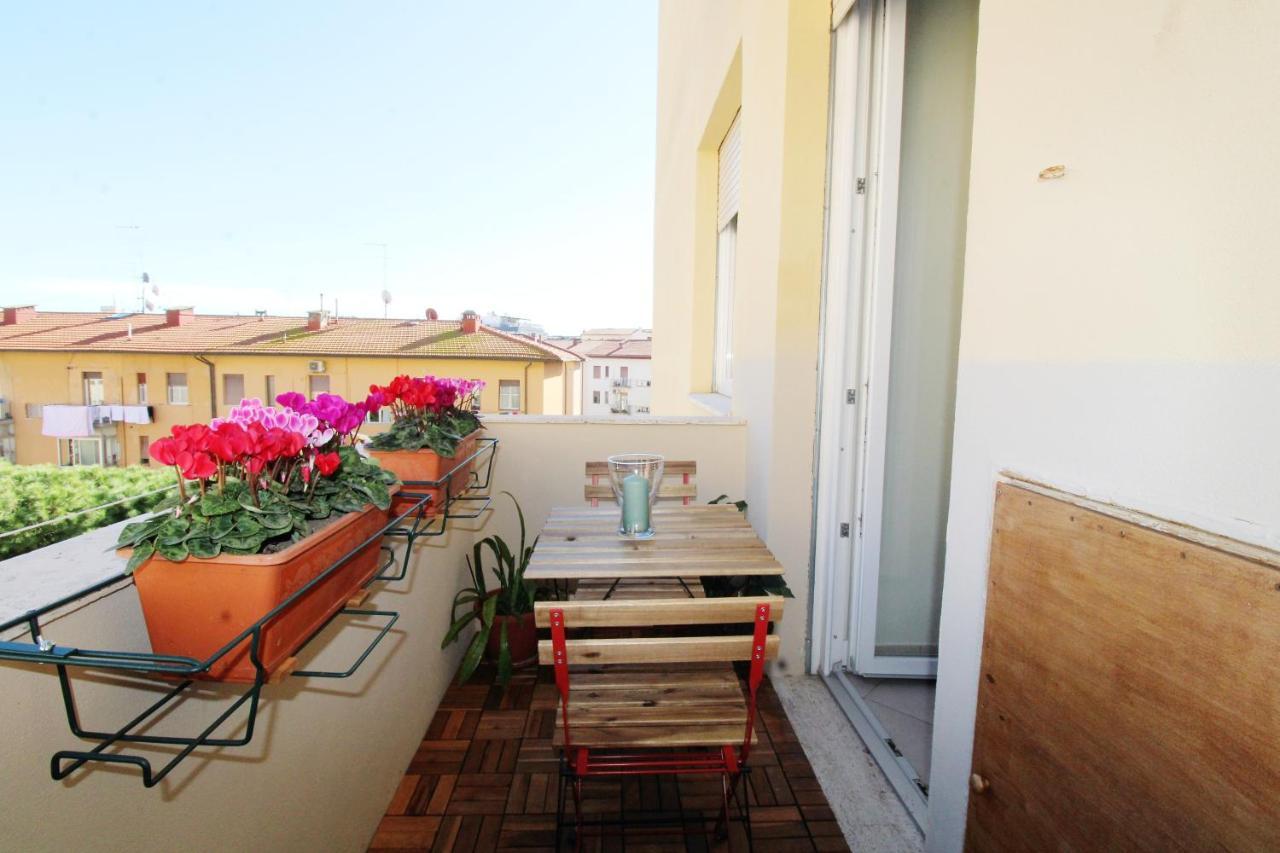 Le Case Di Italo - Via Grande 215 Apartment Livorno Exterior photo
